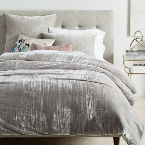 Crinkle Velvet Duvet Cover Queen image