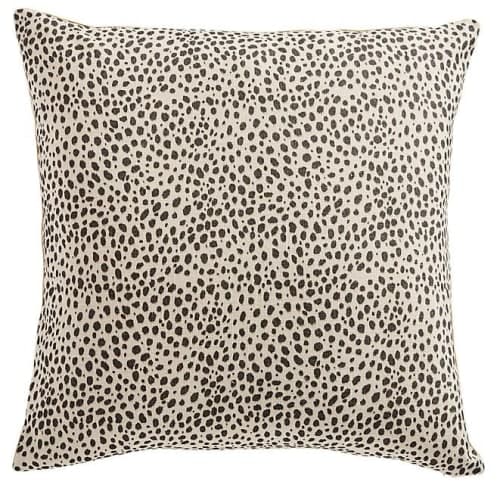 Nahla Cheetah Pillow With Insert-20"x20" image