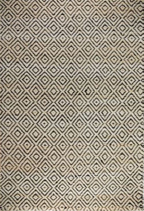 Brielle Diamond Handwoven Jute Rug image