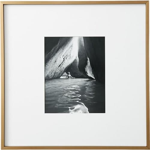 Gallery brass frame with white mat-8''x10'' image