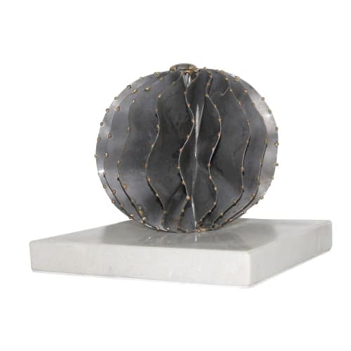 Ronnie Sculpture image
