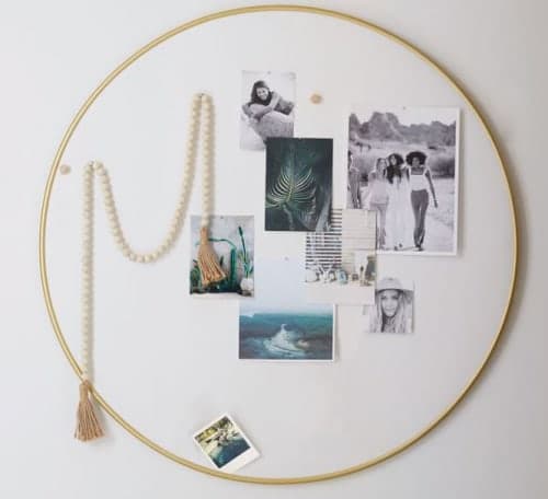 Metal Framed Round Pinboard image