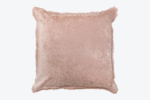 Isea Pillow Blush With Insert 23"x23" image